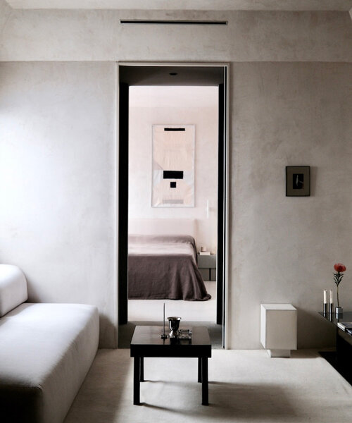granite, plaster, and steel define oroco studio’s 40-sqm apartment renovation in madrid