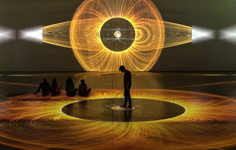 projection mapping and performances make the night come alive at signal festival - 11
