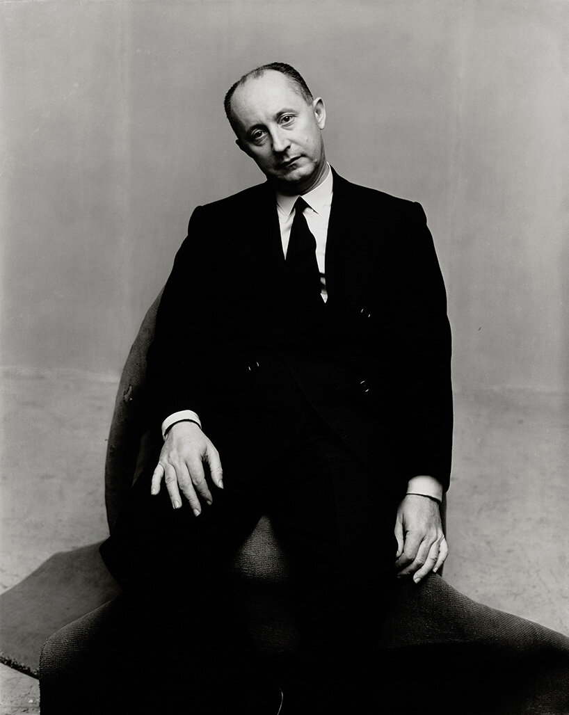 six decades of irving penn’s fashion photography are now on view in paris - 5