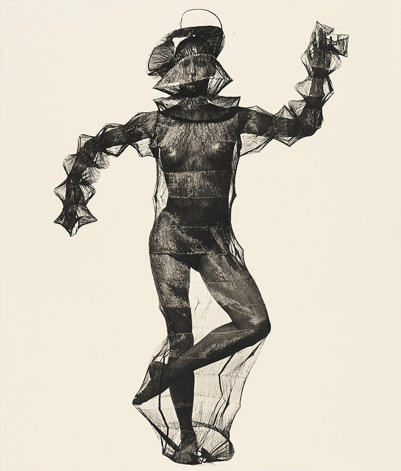 six decades of irving penn’s fashion photography are now on view in paris - 9