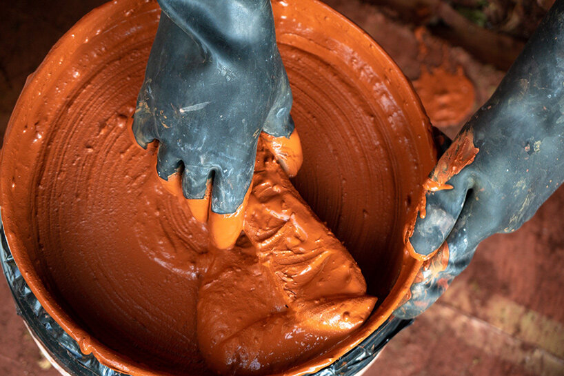 studio thusthat red mud