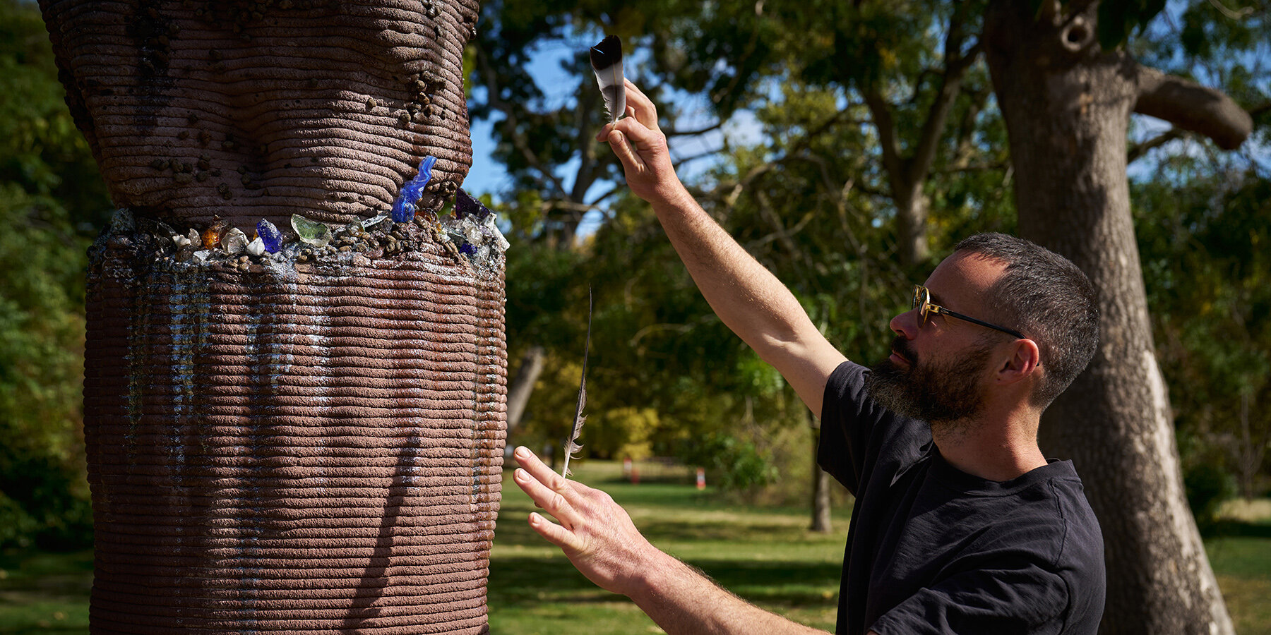 three-3D-printed-concrete-sculptures-matyas-chochola-frieze-designboom-1800-3